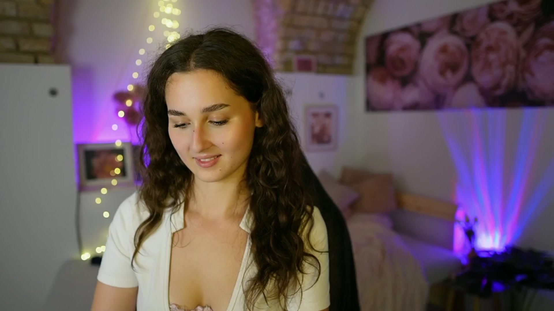 Gallery image thumbnail from Anita_Grey_'s myfreecams stream on, 07/06/2025, 23:24 image 14 of 20