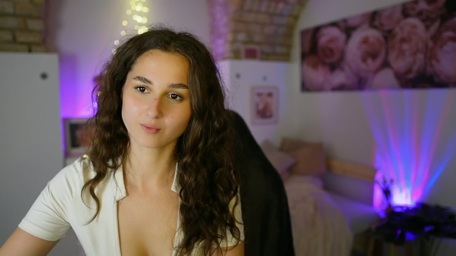 Gallery image thumbnail from Anita_Grey_'s myfreecams stream on, 07/06/2025, 23:24 image 16 of 20