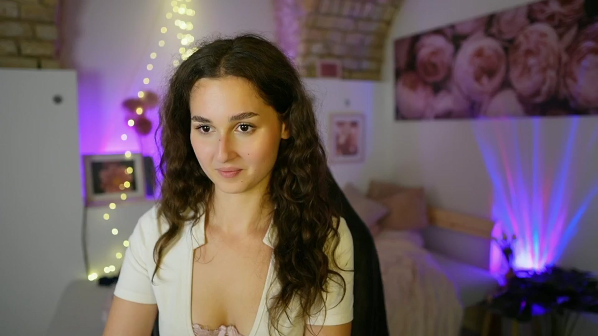 Gallery image thumbnail from Anita_Grey_'s myfreecams stream on, 07/06/2025, 23:24 image 15 of 20