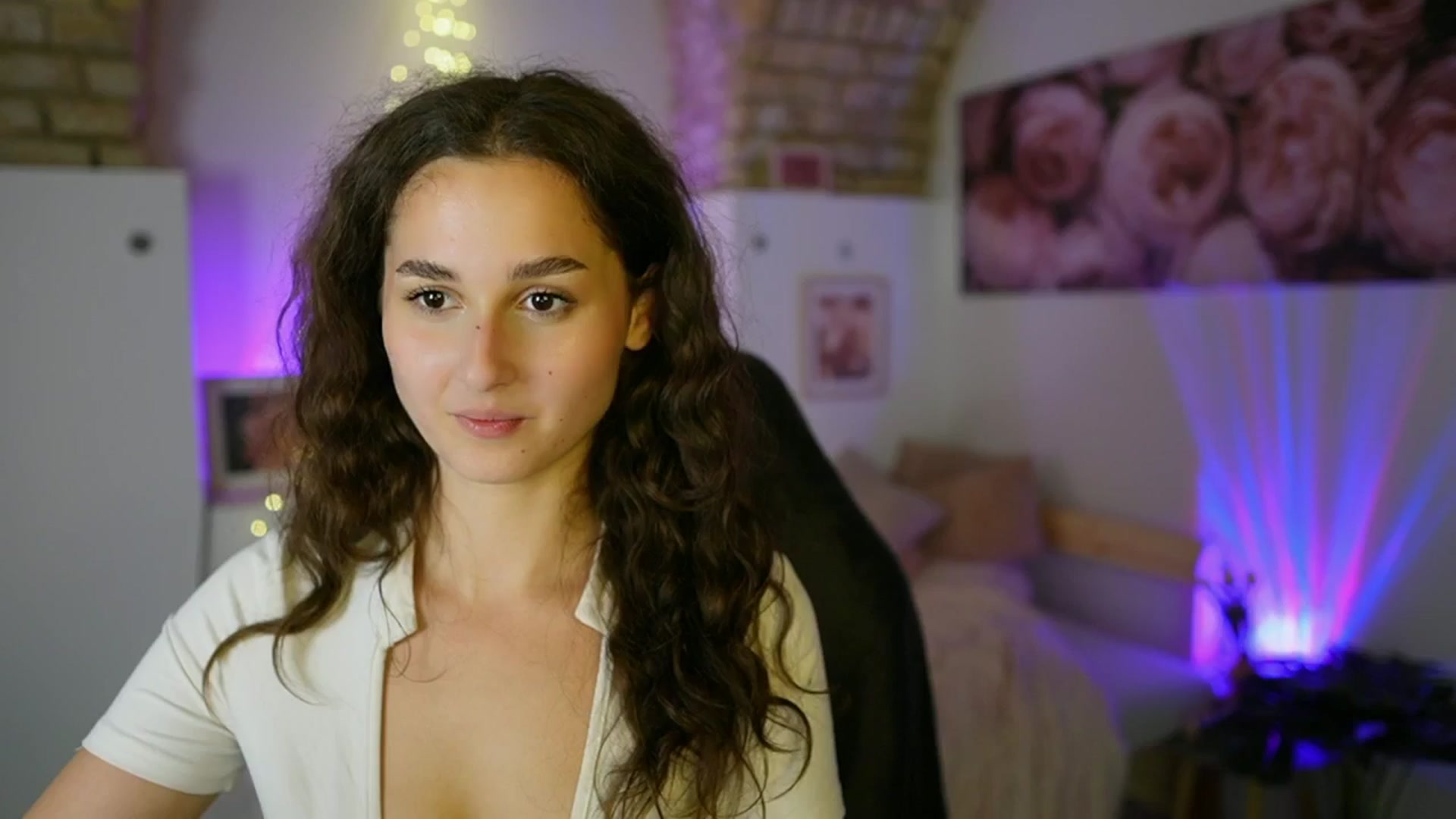 Gallery image thumbnail from Anita_Grey_'s myfreecams stream on, 07/06/2025, 23:24 image 12 of 20