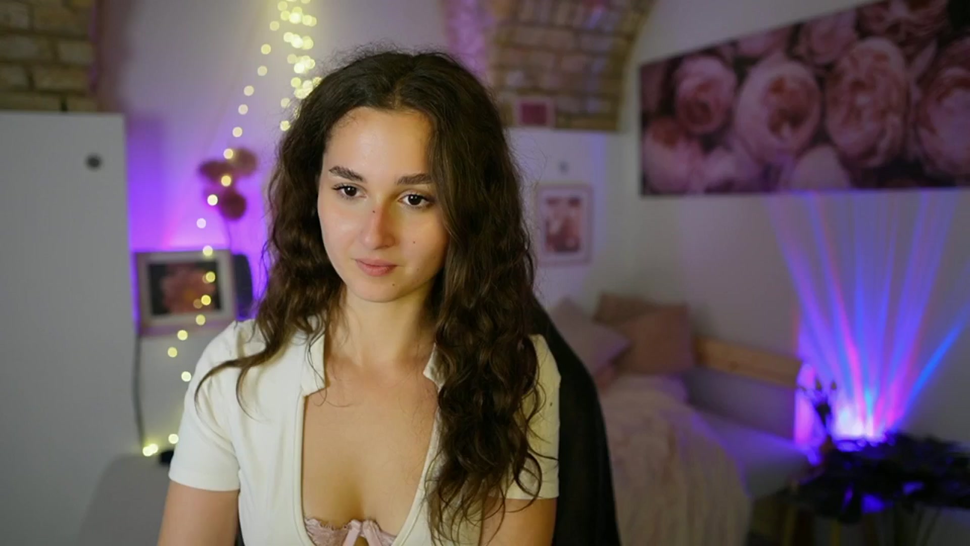 Gallery image thumbnail from Anita_Grey_'s myfreecams stream on, 07/06/2025, 23:24 image 6 of 20