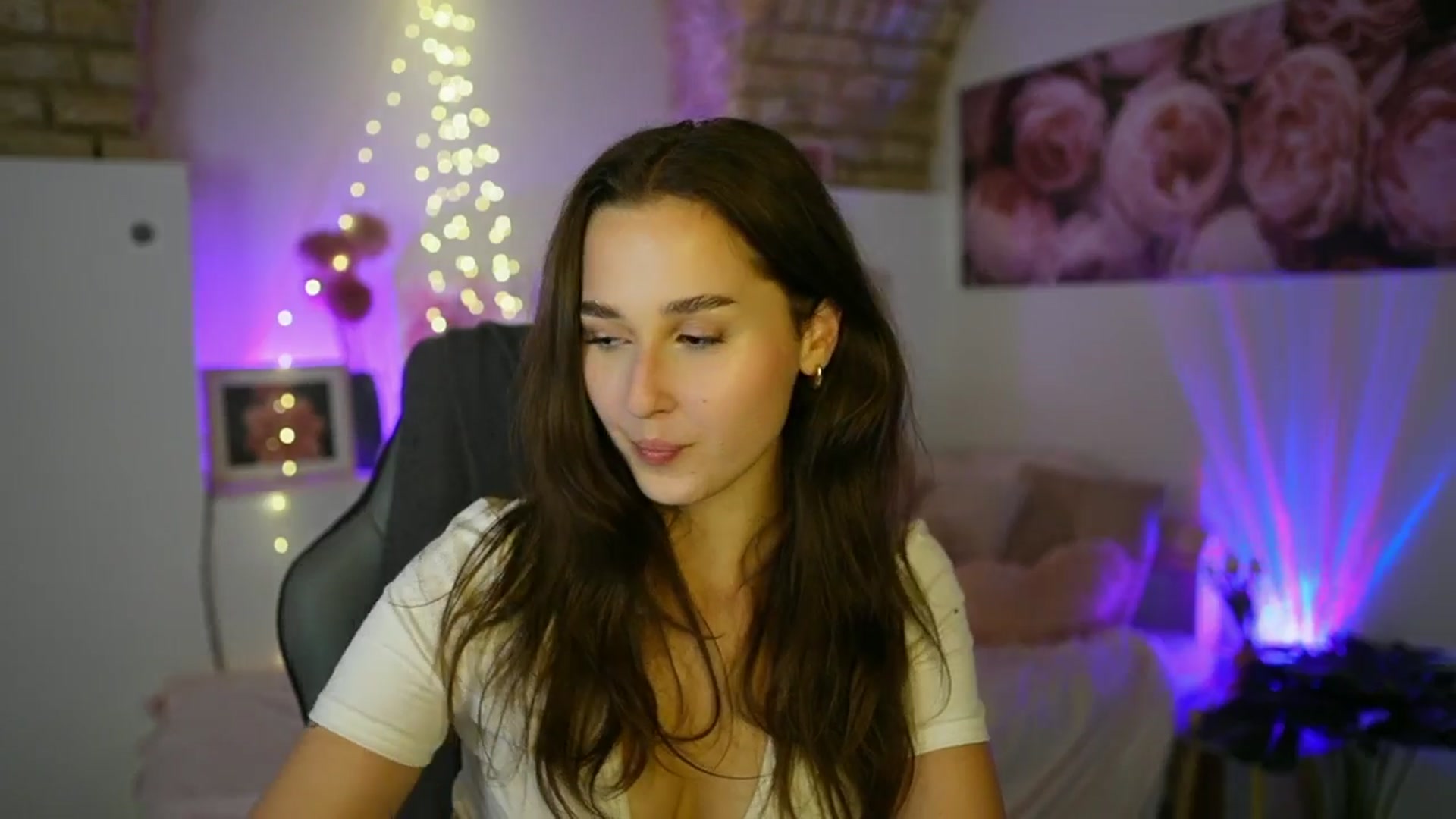 Gallery image thumbnail from Anita_Grey_'s myfreecams stream on, 07/07/2025, 20:58 image 3 of 20