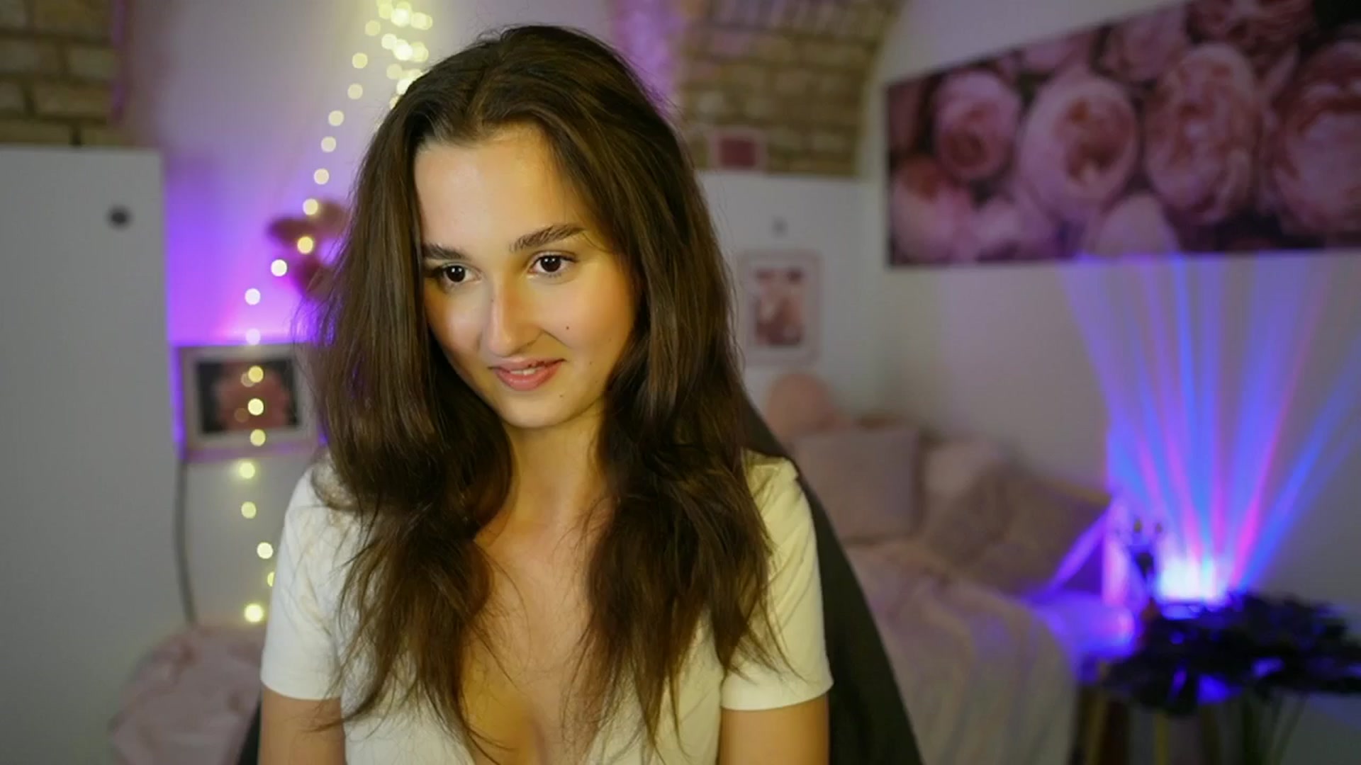 Gallery image thumbnail from Anita_Grey_'s myfreecams stream on, 07/07/2025, 22:19 image 6 of 20