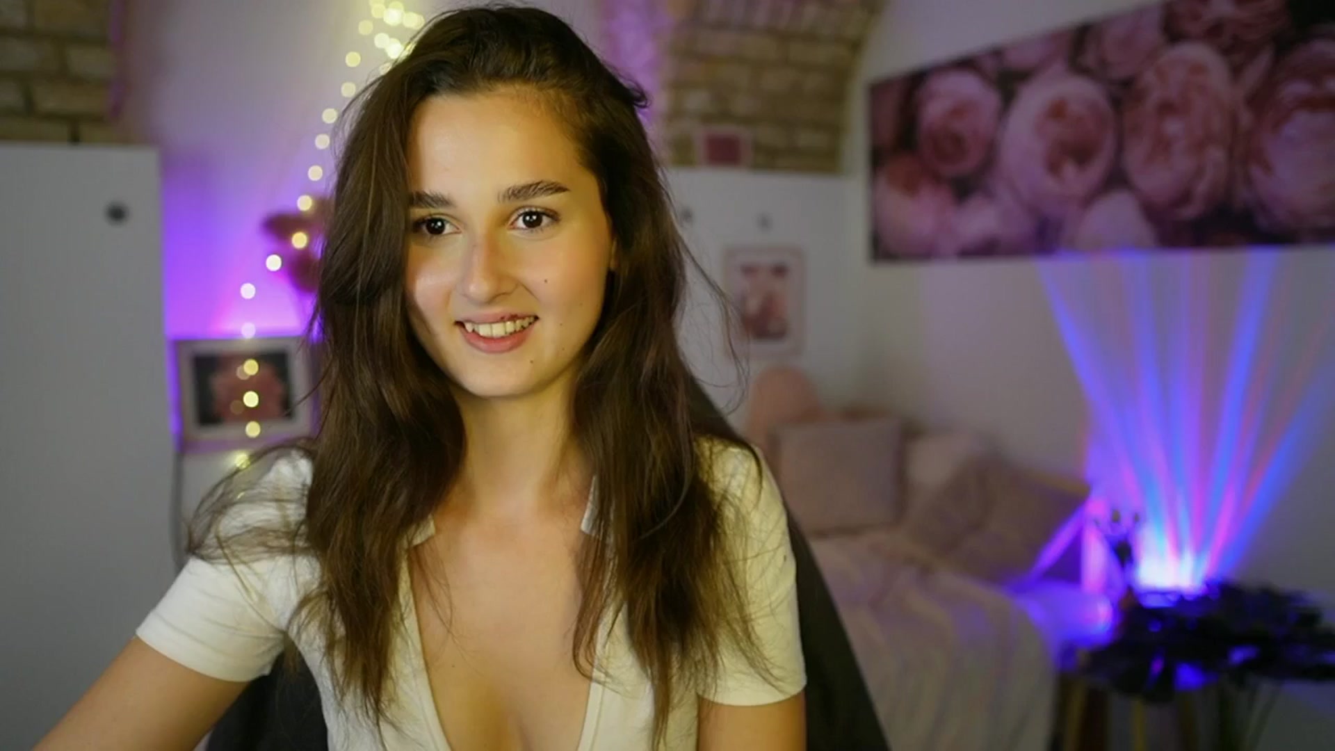 Gallery image thumbnail from Anita_Grey_'s myfreecams stream on, 07/07/2025, 22:19 image 4 of 20