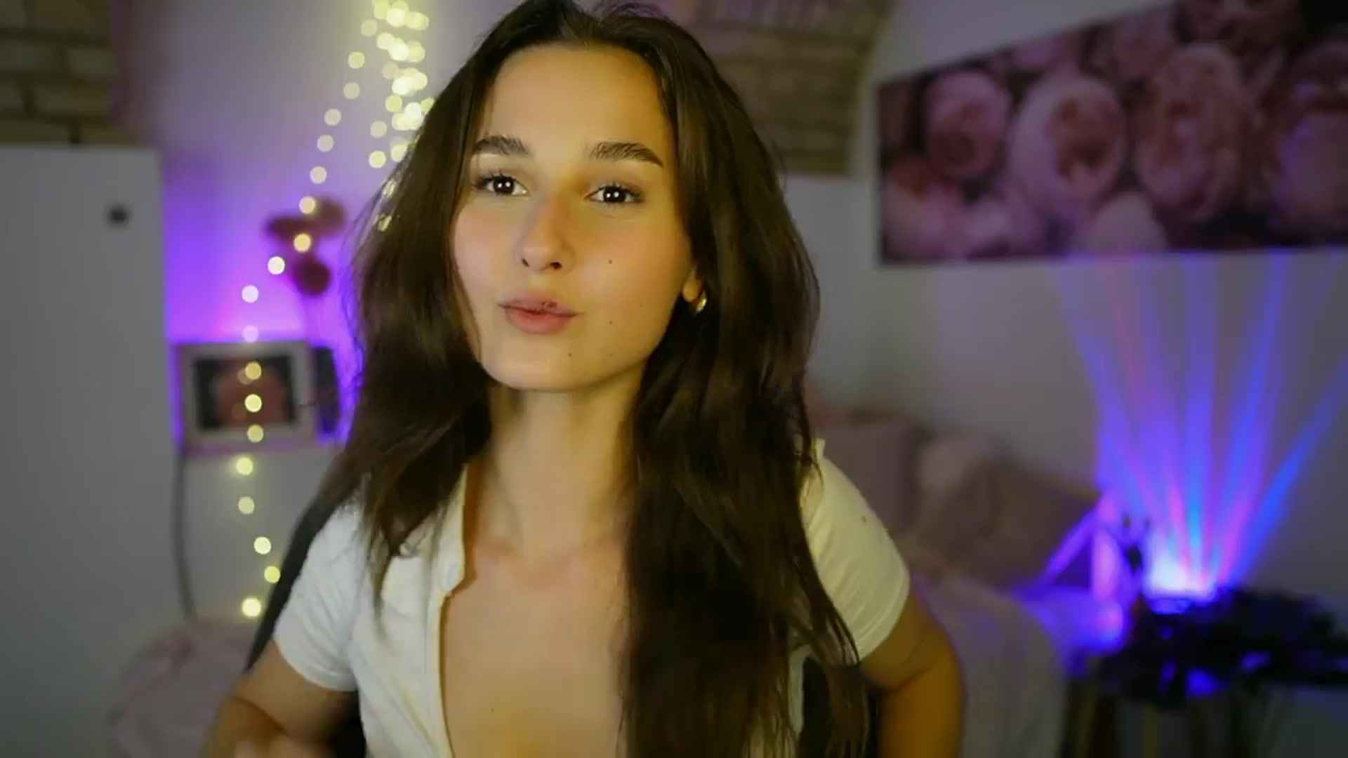 Gallery image thumbnail from Anita_Grey_'s myfreecams stream on, 07/07/2025, 22:19 image 18 of 20