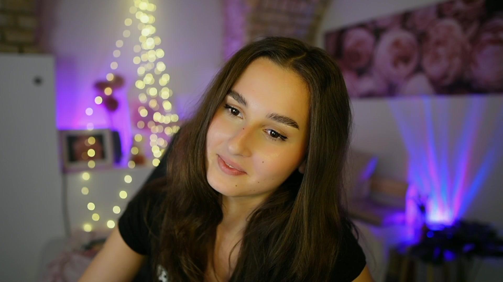 Gallery image thumbnail from Anita_Grey_'s myfreecams stream on, 07/08/2025, 22:57 image 20 of 20