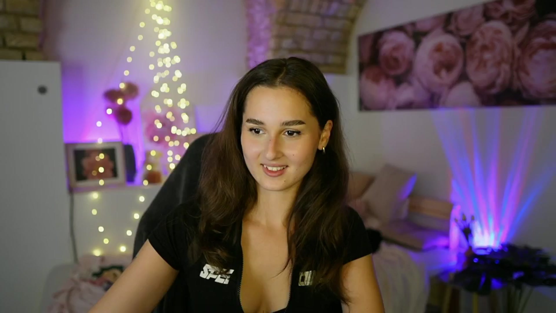 Gallery image thumbnail from Anita_Grey_'s myfreecams stream on, 07/08/2025, 22:57 image 4 of 20