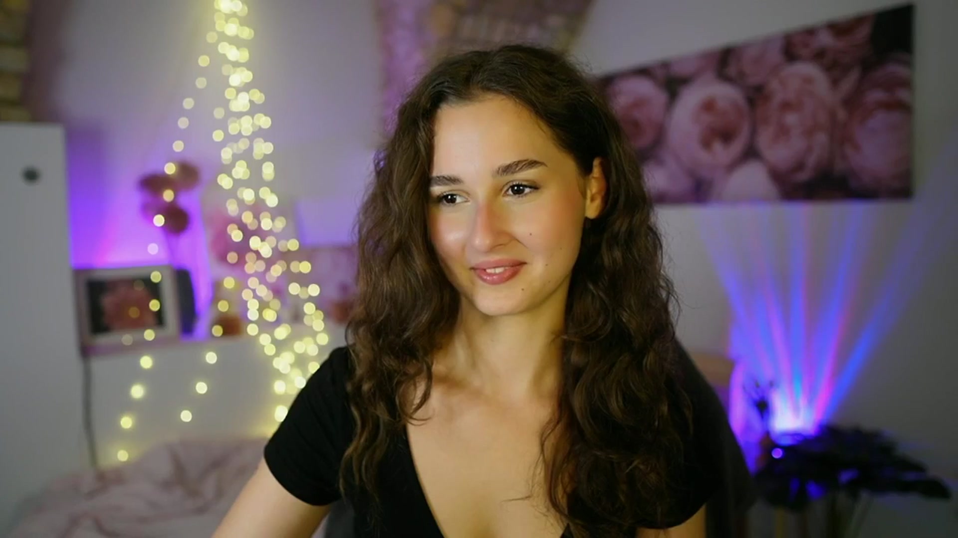 Gallery image thumbnail from Anita_Grey_'s myfreecams stream on, 07/13/2025, 20:13 image 18 of 20