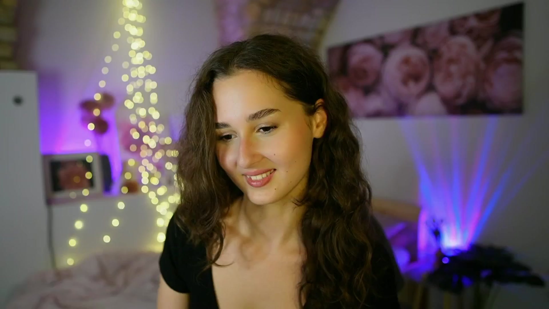 Gallery image thumbnail from Anita_Grey_'s myfreecams stream on, 07/13/2025, 20:13 image 16 of 20
