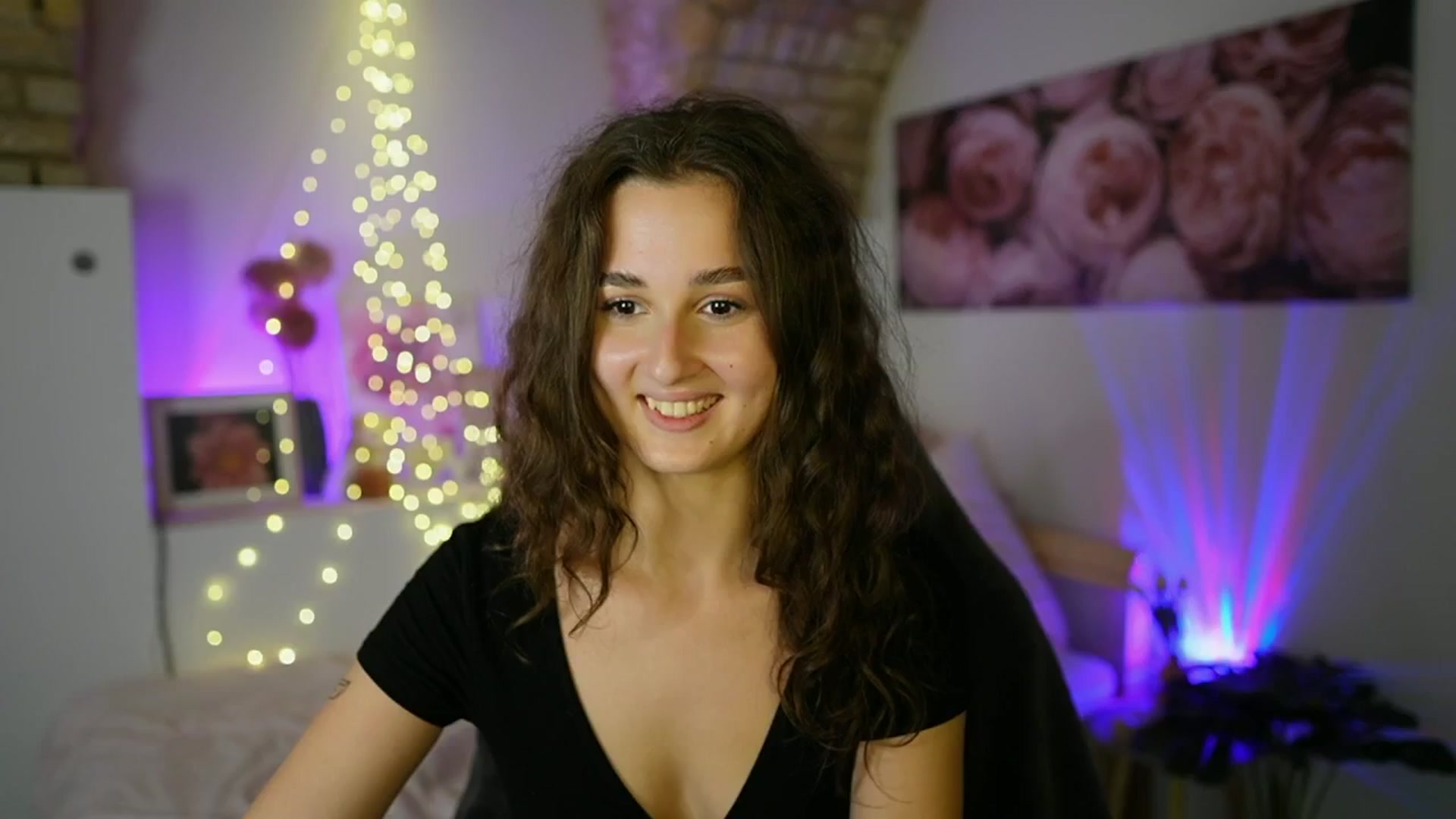Gallery image thumbnail from Anita_Grey_'s myfreecams stream on, 07/15/2025, 23:42 image 2 of 20