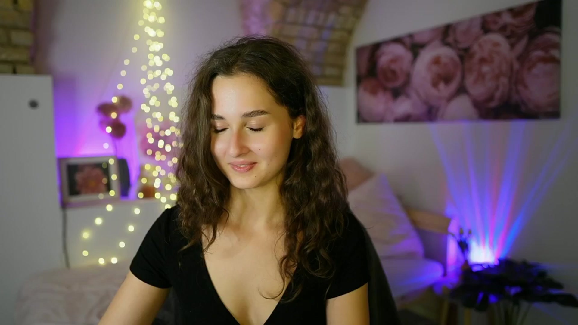 Gallery image thumbnail from Anita_Grey_'s myfreecams stream on, 07/15/2025, 23:42 image 14 of 20