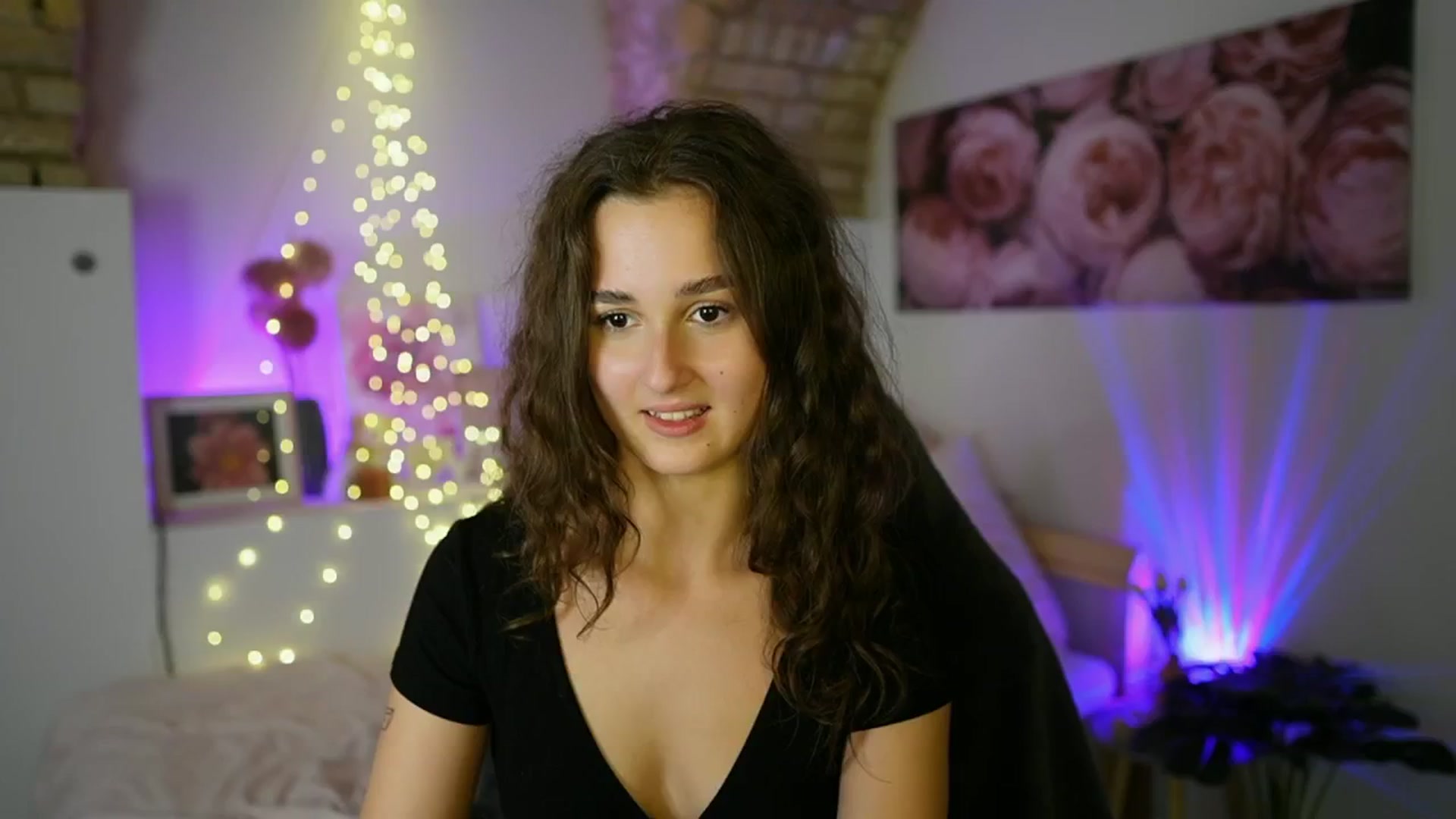 Gallery image thumbnail from Anita_Grey_'s myfreecams stream on, 07/15/2025, 23:42 image 3 of 20