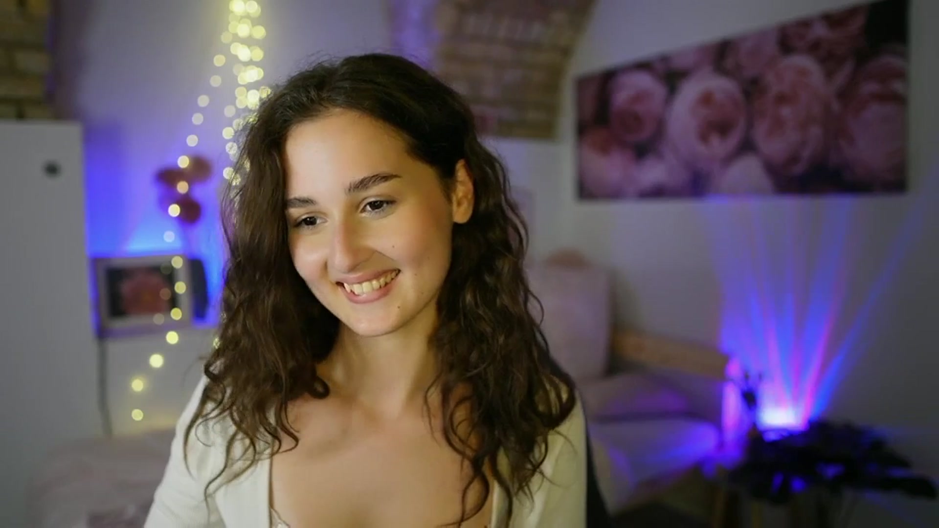 Gallery image thumbnail from Anita_Grey_'s myfreecams stream on, 07/16/2025, 21:30 image 6 of 20