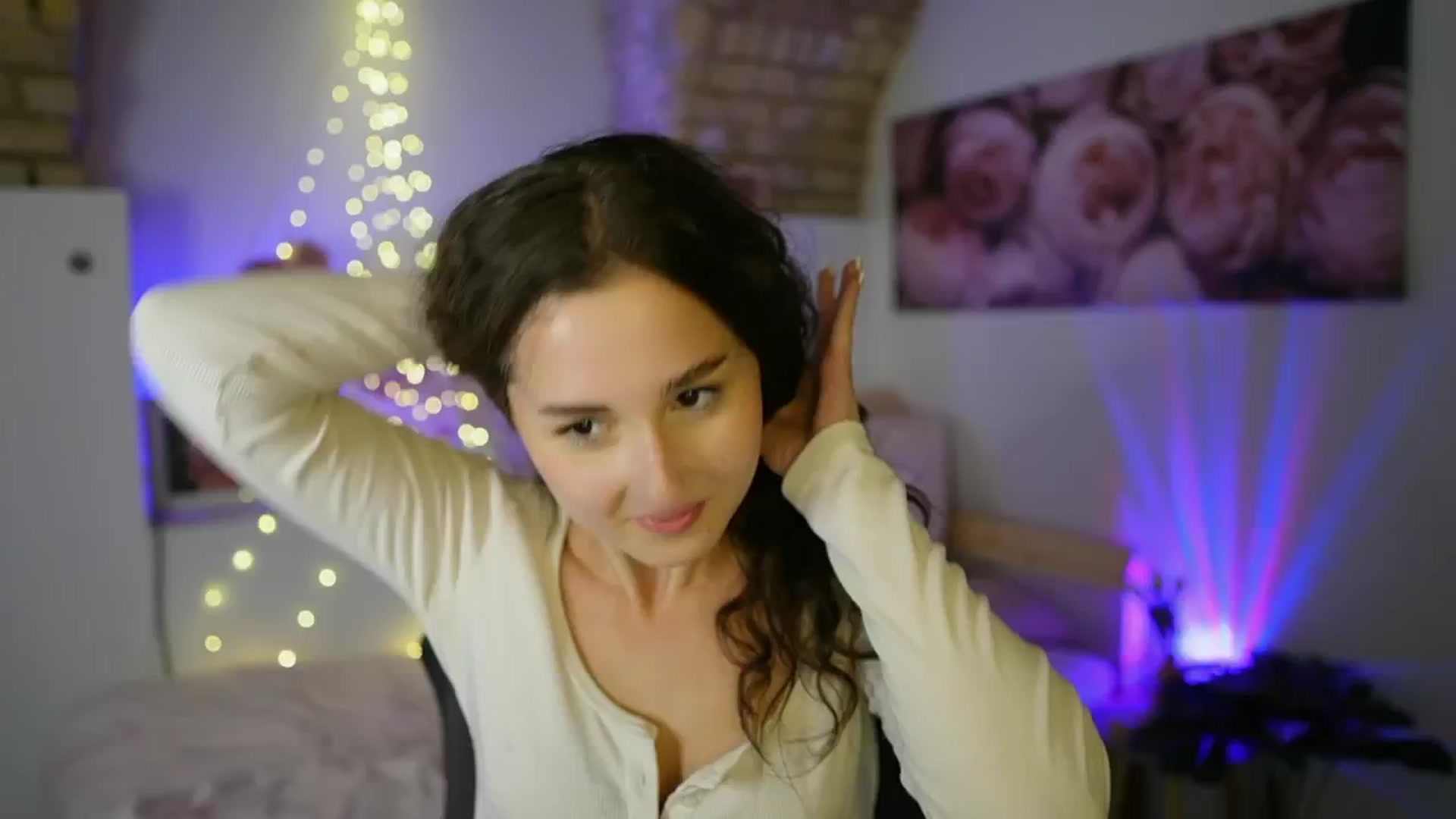 Gallery image thumbnail from Anita_Grey_'s myfreecams stream on, 07/16/2025, 21:30 image 19 of 20
