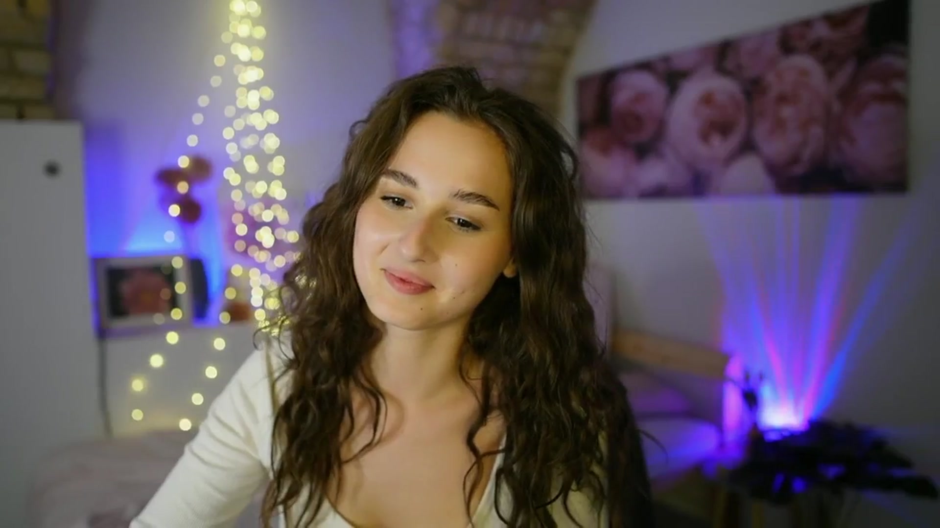 Gallery image thumbnail from Anita_Grey_'s myfreecams stream on, 07/16/2025, 21:30 image 16 of 20