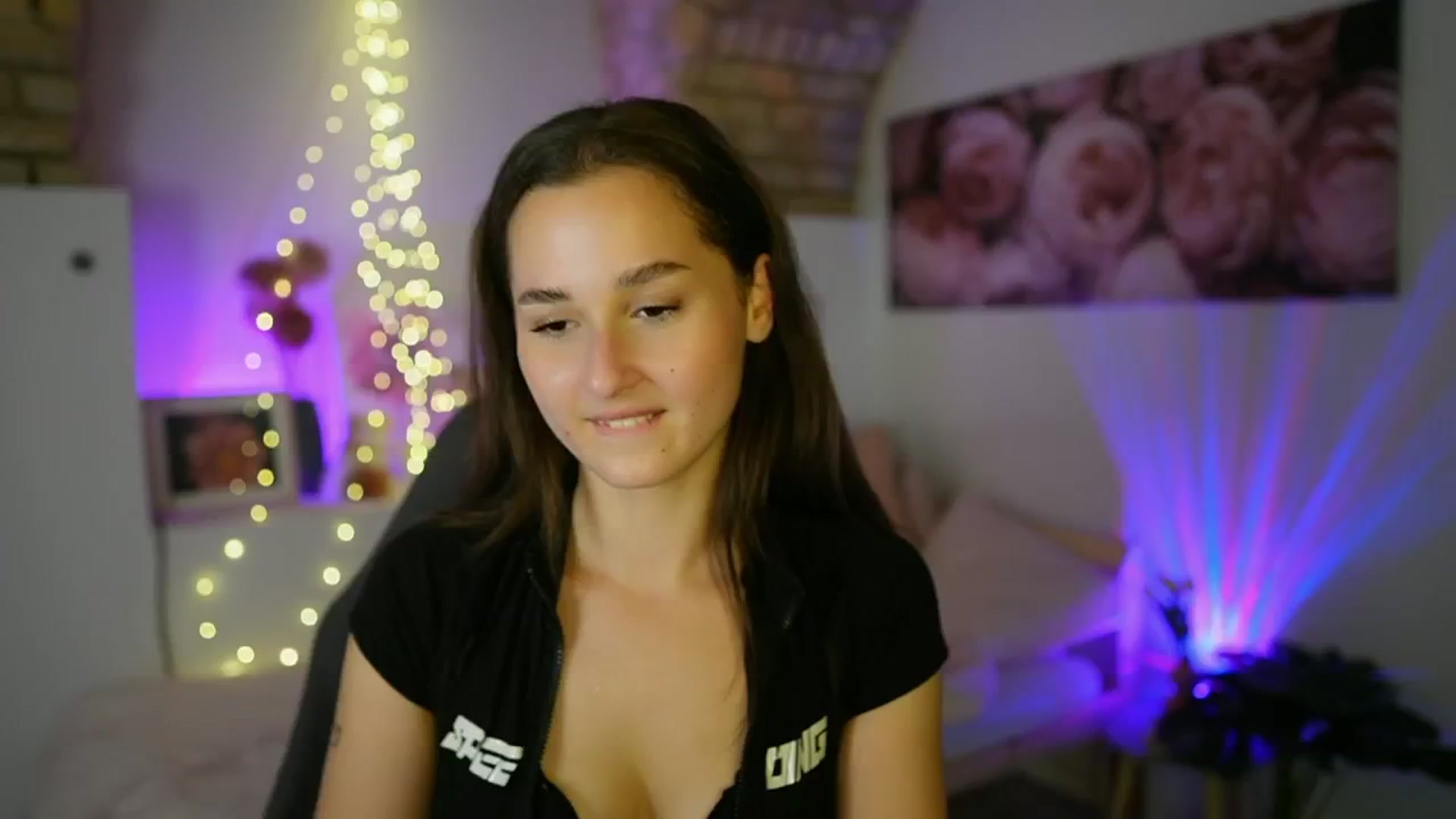 Gallery image thumbnail from Anita_Grey_'s myfreecams stream on, 07/20/2025, 19:22 image 5 of 20