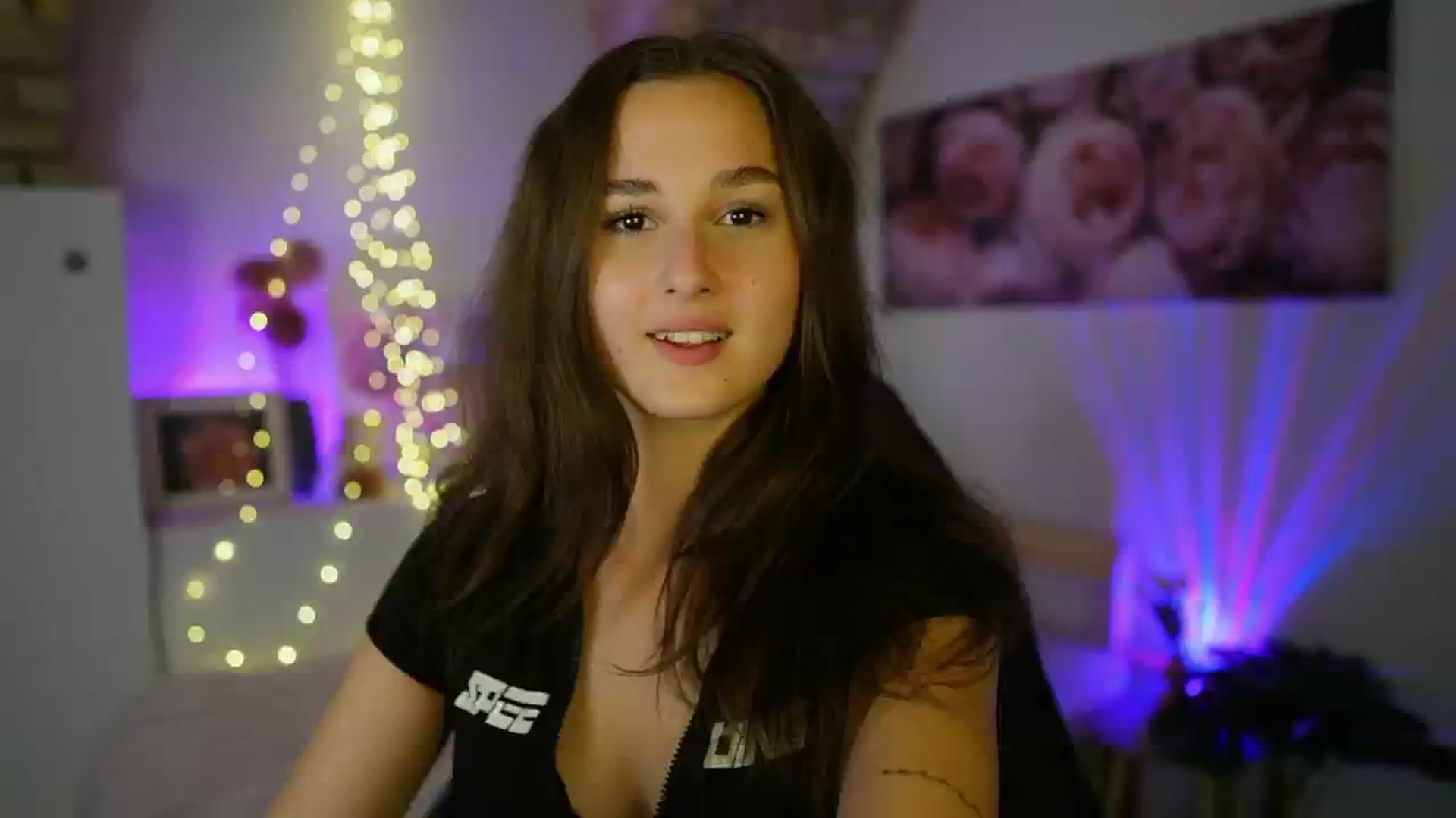 Gallery image thumbnail from Anita_Grey_'s myfreecams stream on, 07/20/2025, 21:20 image 4 of 20