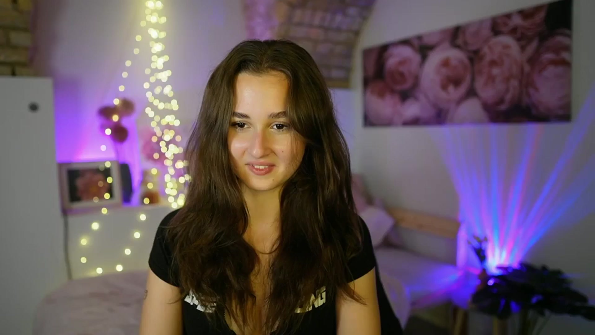 Gallery image thumbnail from Anita_Grey_'s myfreecams stream on, 07/20/2025, 22:38 image 6 of 20