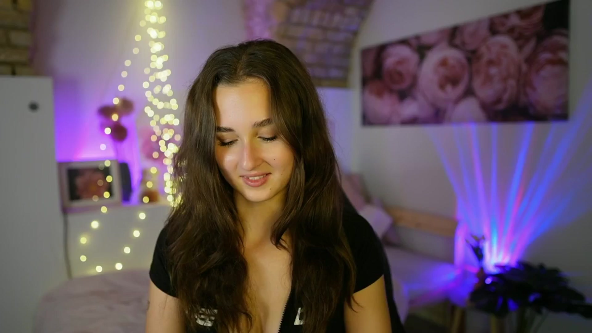 Gallery image thumbnail from Anita_Grey_'s myfreecams stream on, 07/20/2025, 22:38 image 8 of 20