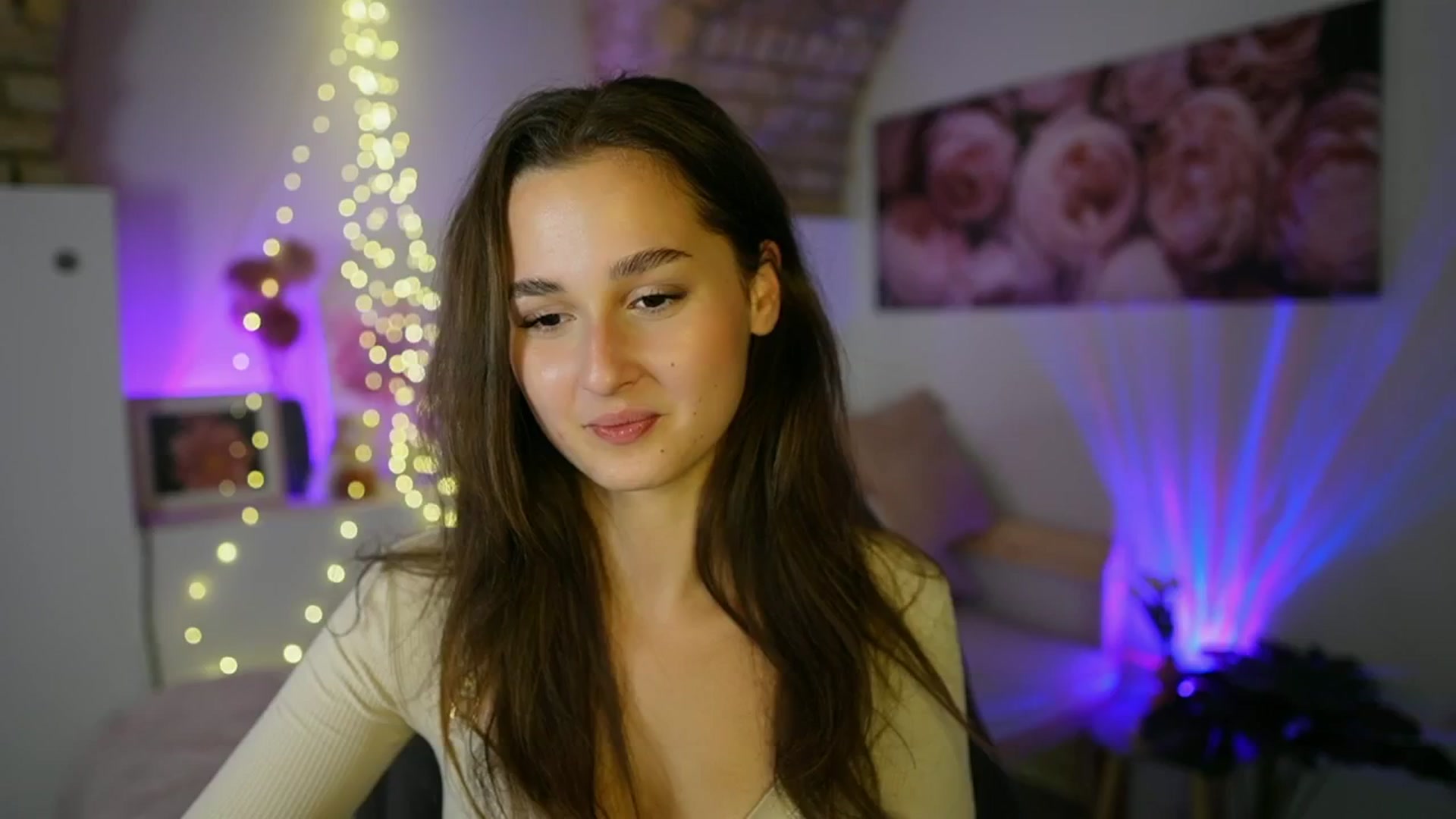 Gallery image thumbnail from Anita_Grey_'s myfreecams stream on, 07/21/2025, 19:44 image 19 of 20