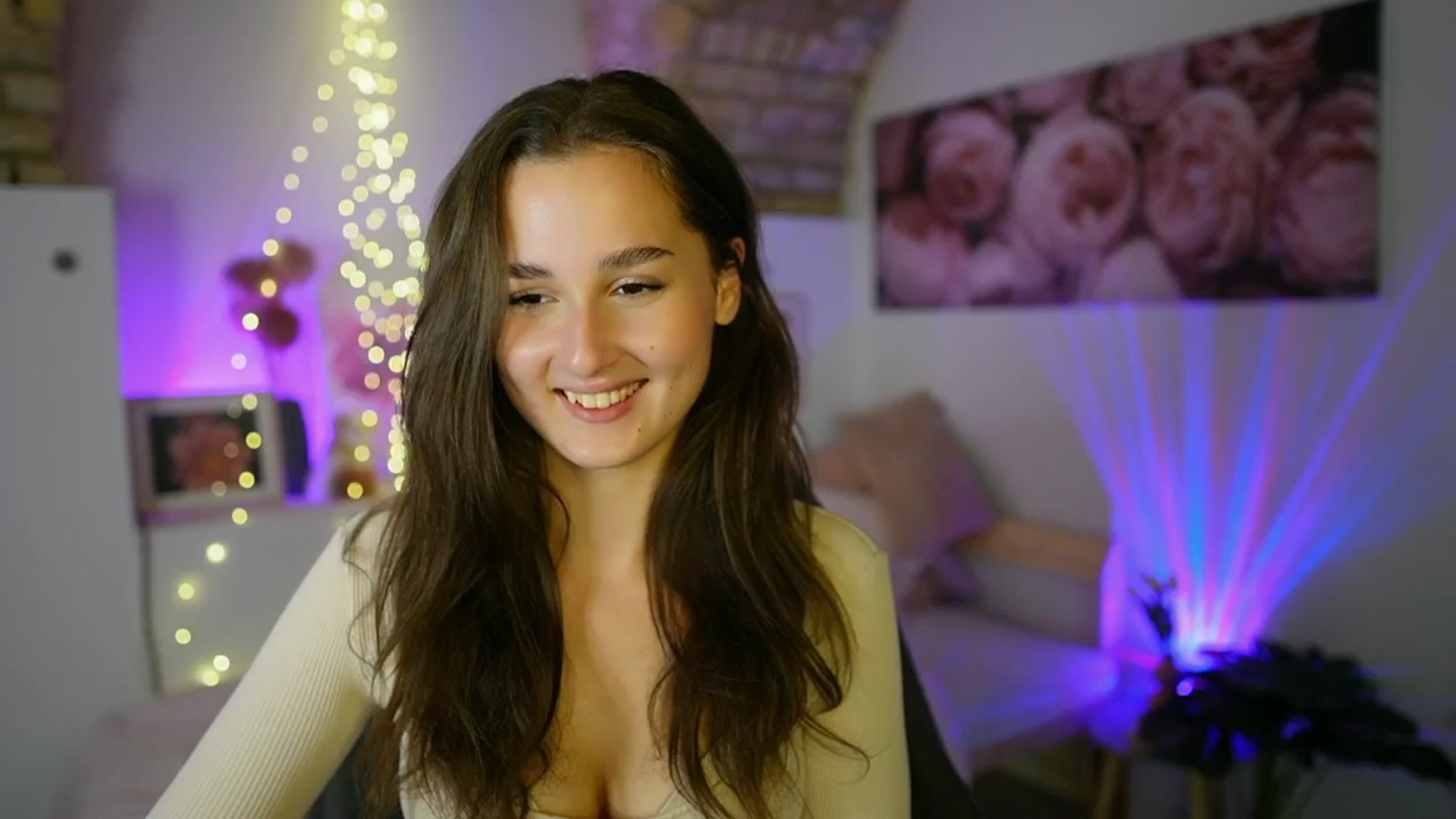 Gallery image thumbnail from Anita_Grey_'s myfreecams stream on, 07/21/2025, 20:52 image 7 of 20