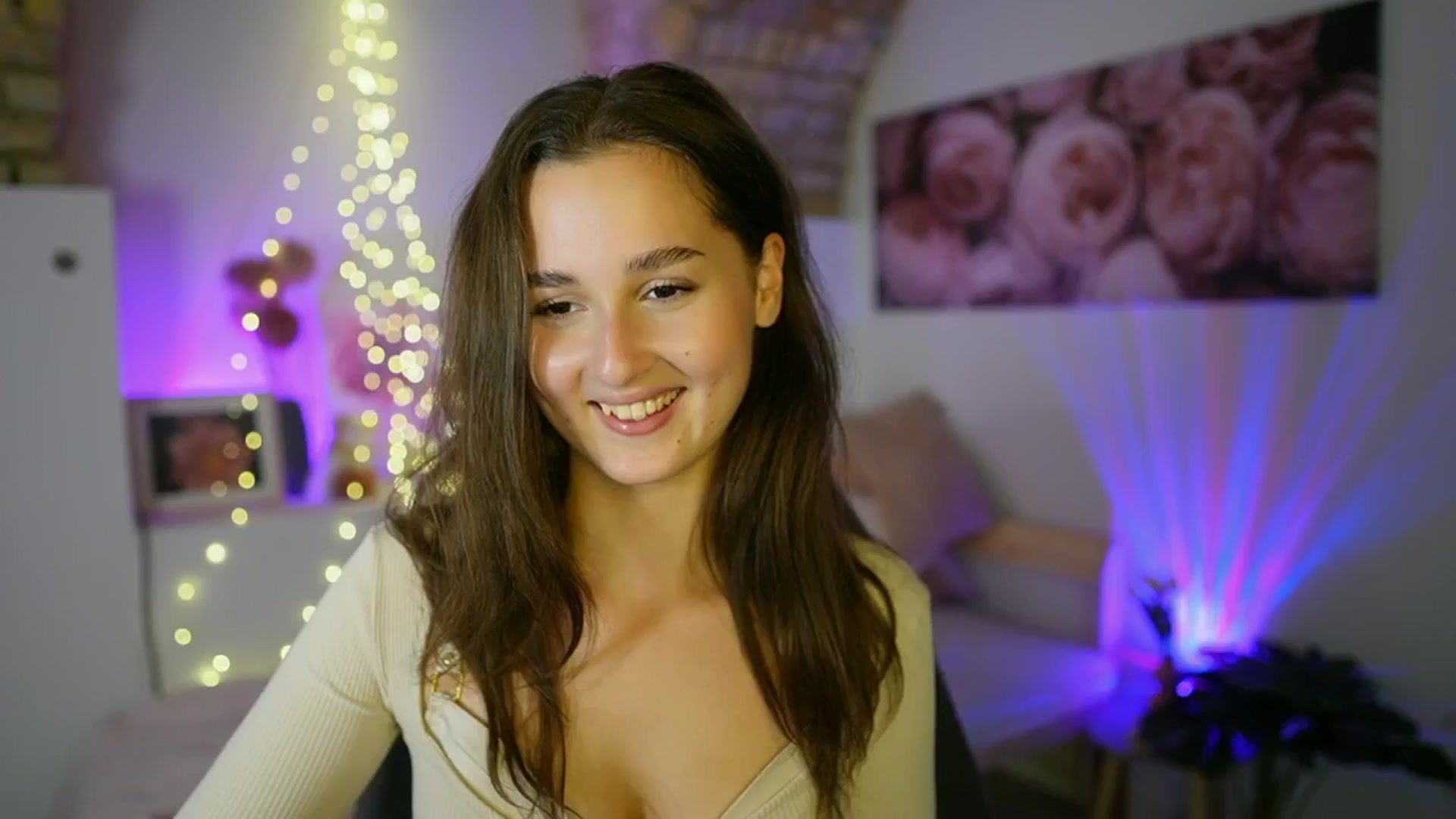 Gallery image thumbnail from Anita_Grey_'s myfreecams stream on, 07/21/2025, 21:14 image 10 of 20