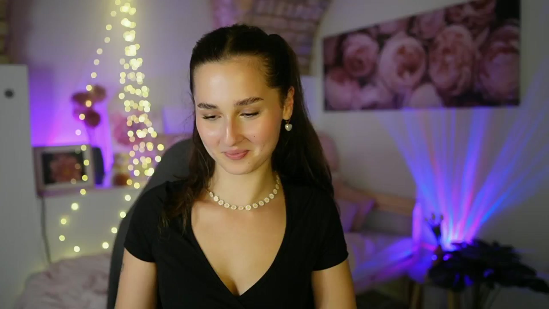 Gallery image thumbnail from Anita_Grey_'s myfreecams stream on, 07/23/2025, 19:56 image 1 of 20