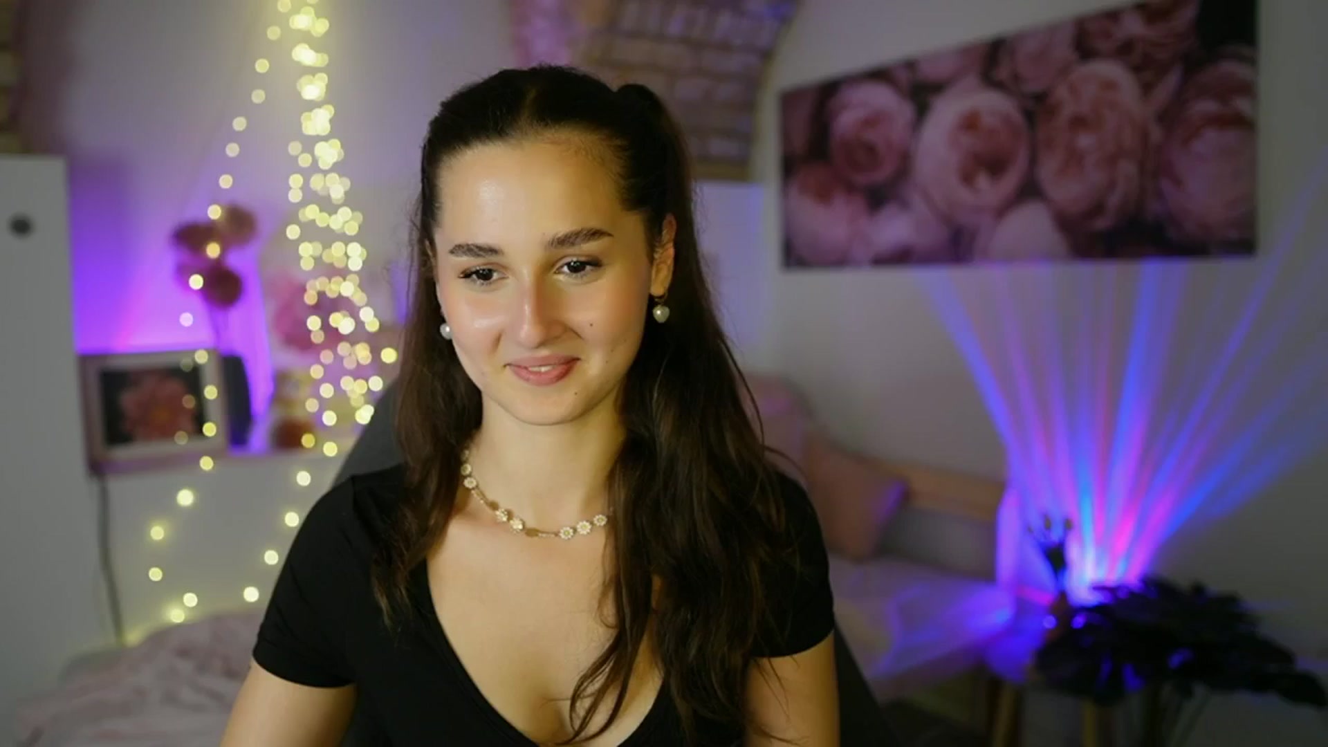 Gallery image thumbnail from Anita_Grey_'s myfreecams stream on, 07/23/2025, 20:40 image 6 of 20