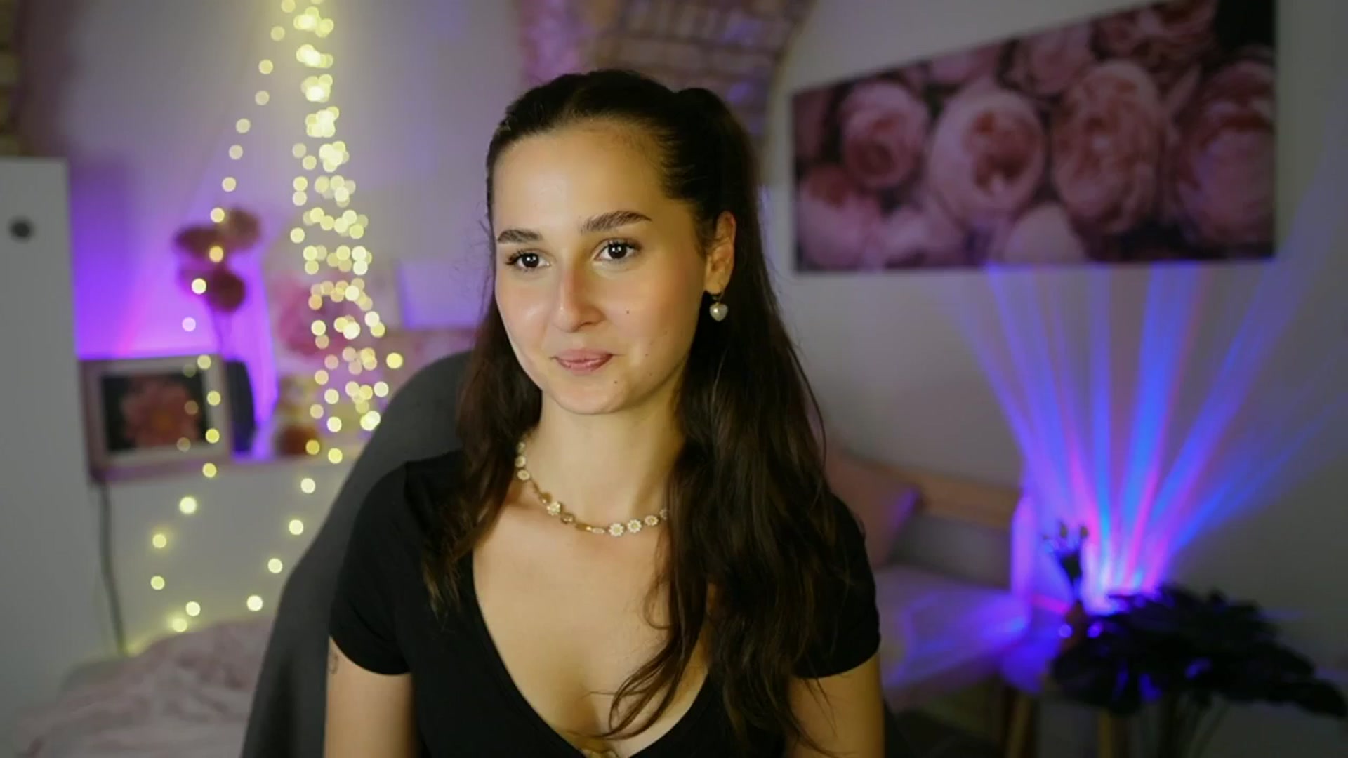Gallery image thumbnail from Anita_Grey_'s myfreecams stream on, 07/23/2025, 20:40 image 7 of 20