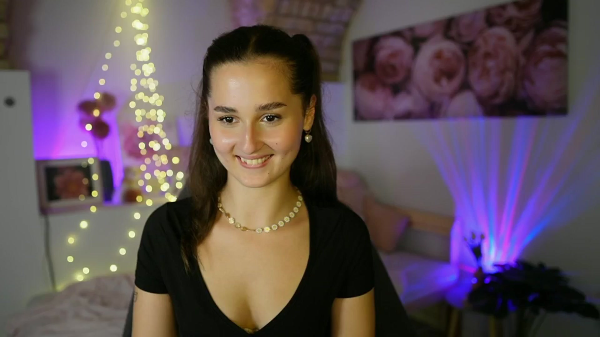Gallery image thumbnail from Anita_Grey_'s myfreecams stream on, 07/23/2025, 20:40 image 16 of 20