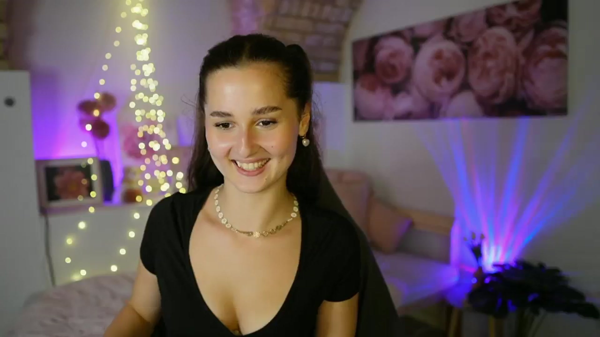 Gallery image thumbnail from Anita_Grey_'s myfreecams stream on, 07/23/2025, 21:50 image 6 of 20