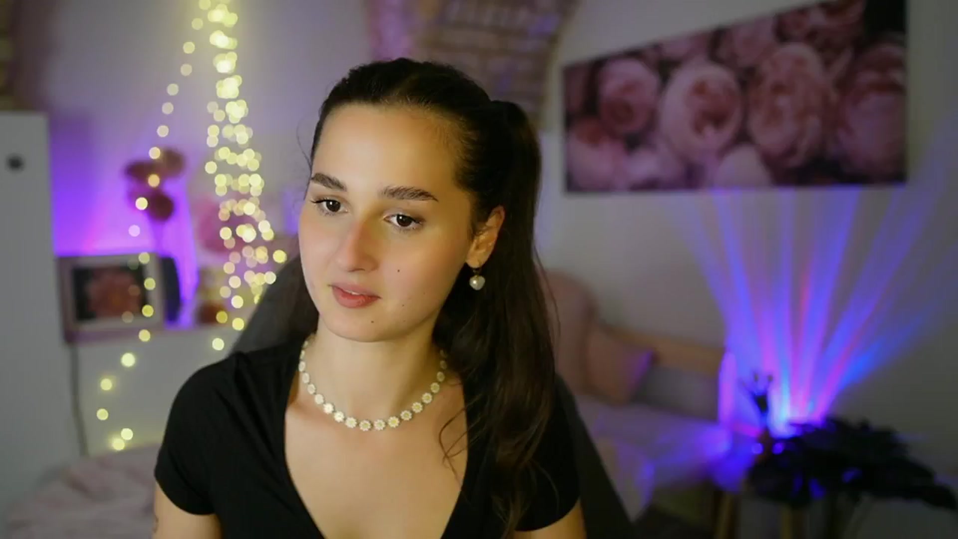 Gallery image thumbnail from Anita_Grey_'s myfreecams stream on, 07/23/2025, 23:23 image 14 of 20
