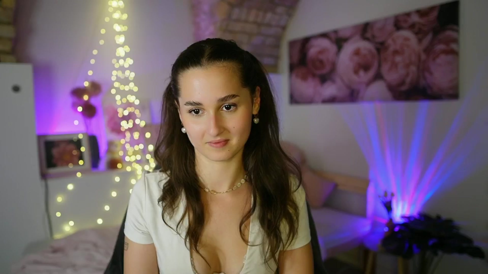 Gallery image thumbnail from Anita_Grey_'s myfreecams stream on, 07/24/2025, 22:47 image 15 of 20
