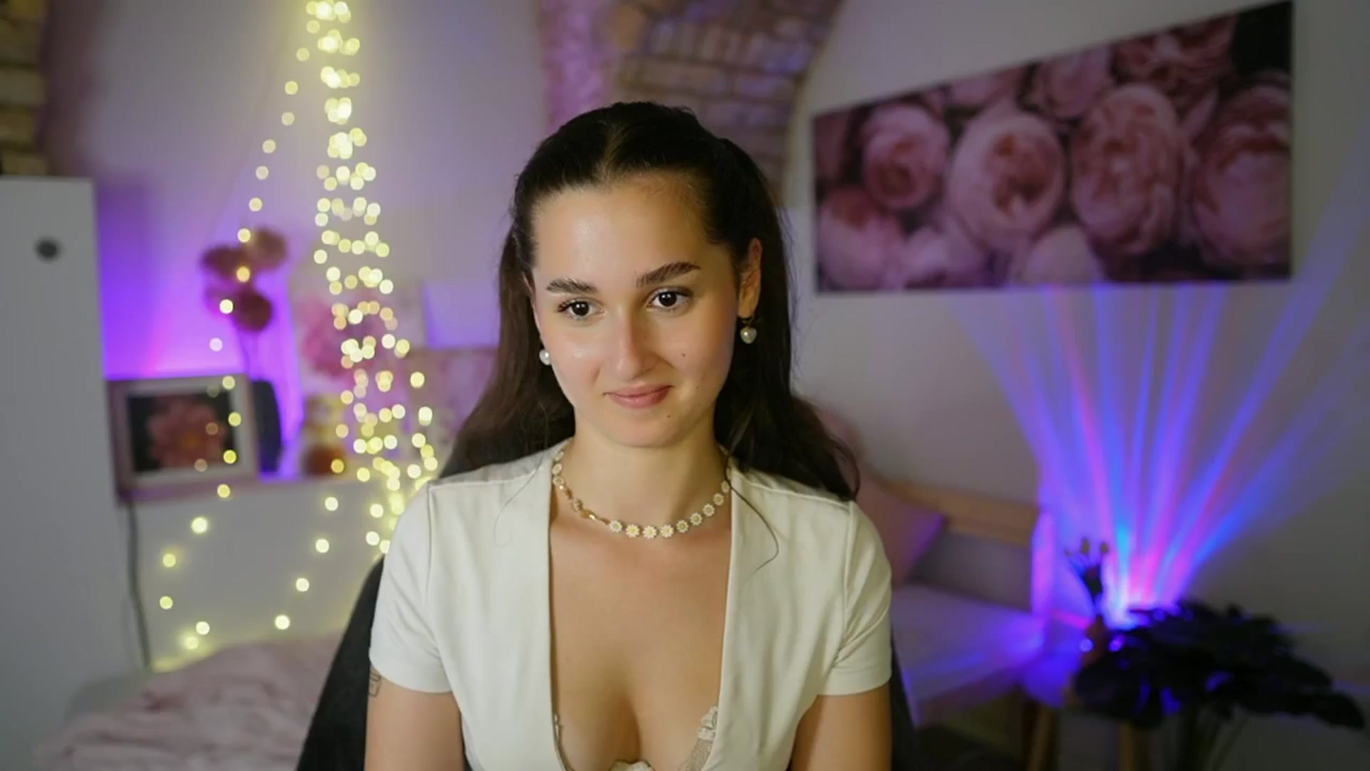 Gallery image thumbnail from Anita_Grey_'s myfreecams stream on, 07/24/2025, 22:47 image 3 of 20