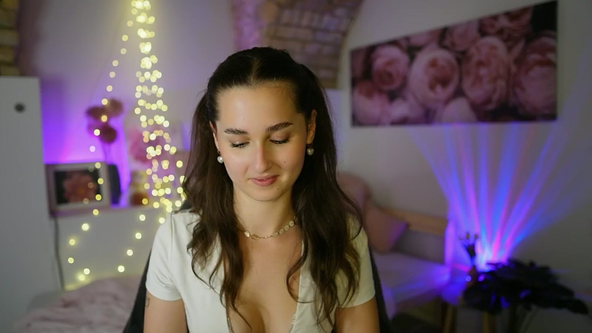 Gallery image thumbnail from Anita_Grey_'s myfreecams stream on, 07/24/2025, 22:47 image 16 of 20