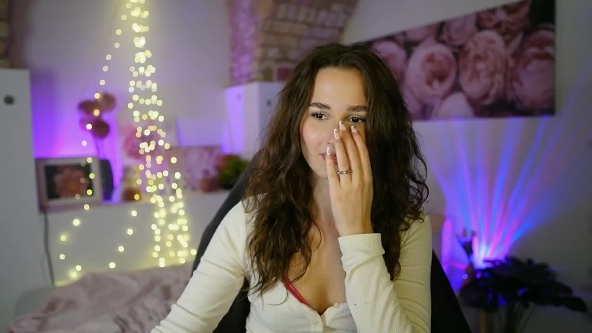 Gallery image thumbnail from Anita_Grey_'s myfreecams stream on, 07/25/2025, 18:59 image 12 of 20