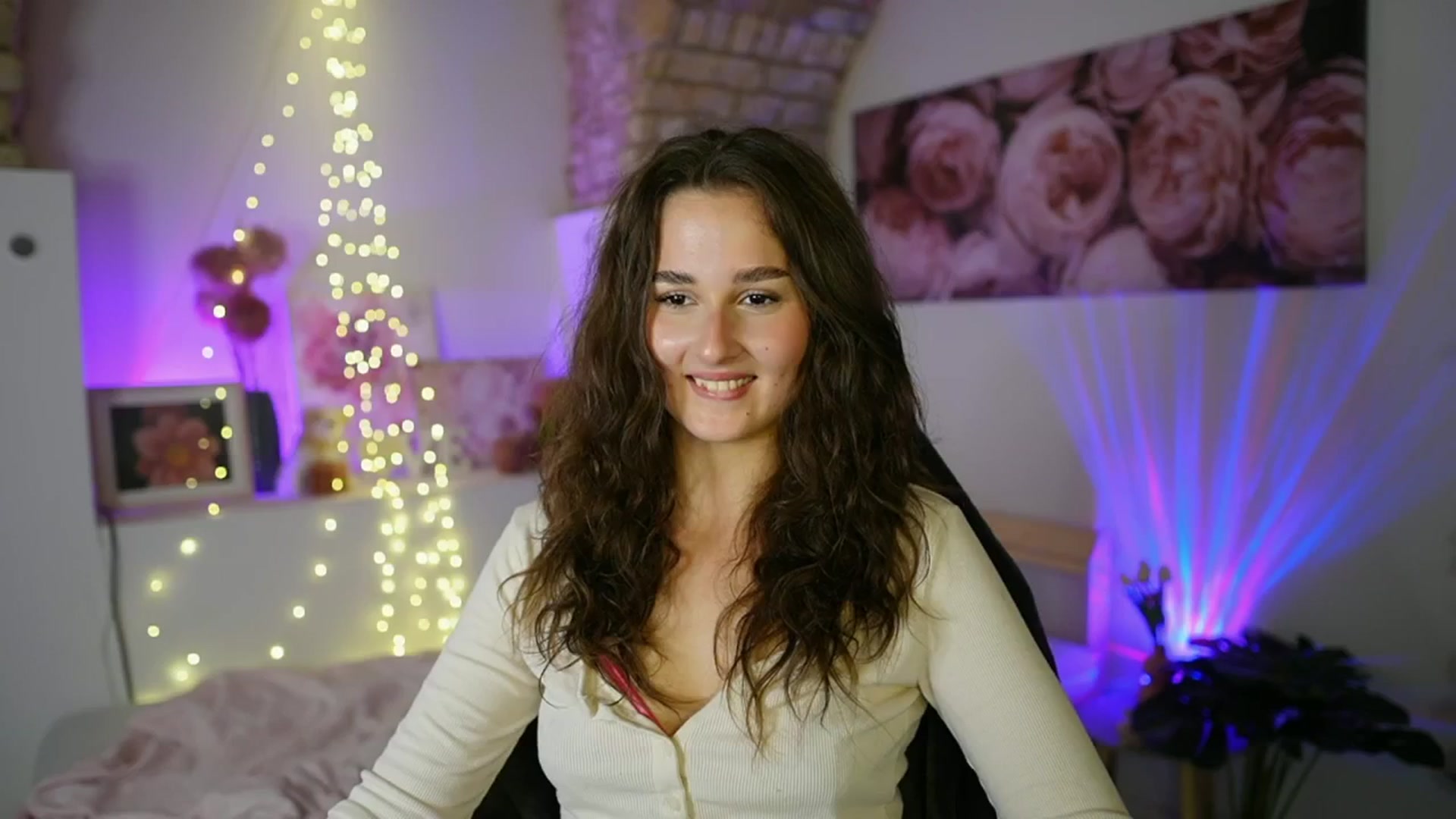 Gallery image thumbnail from Anita_Grey_'s myfreecams stream on, 07/25/2025, 20:31 image 7 of 20
