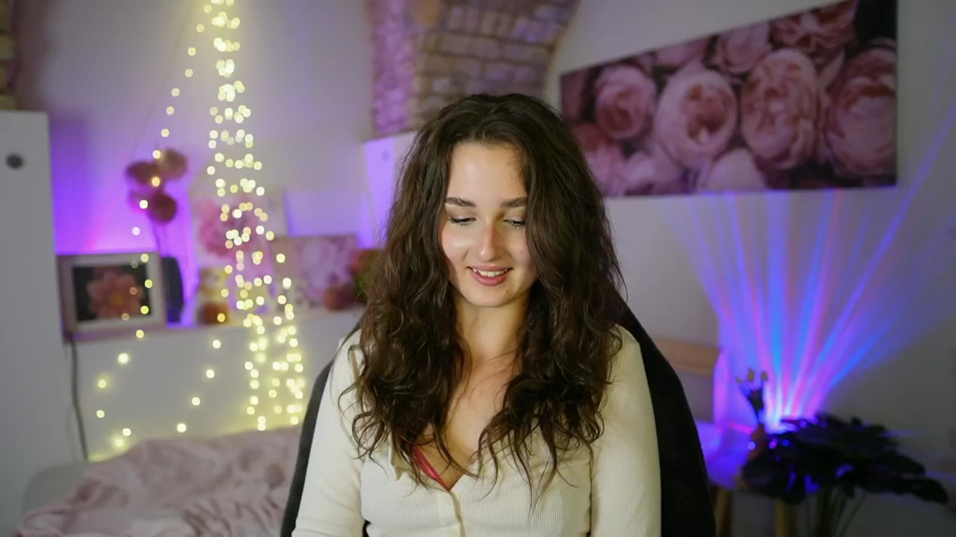 Gallery image thumbnail from Anita_Grey_'s myfreecams stream on, 07/25/2025, 20:31 image 11 of 20