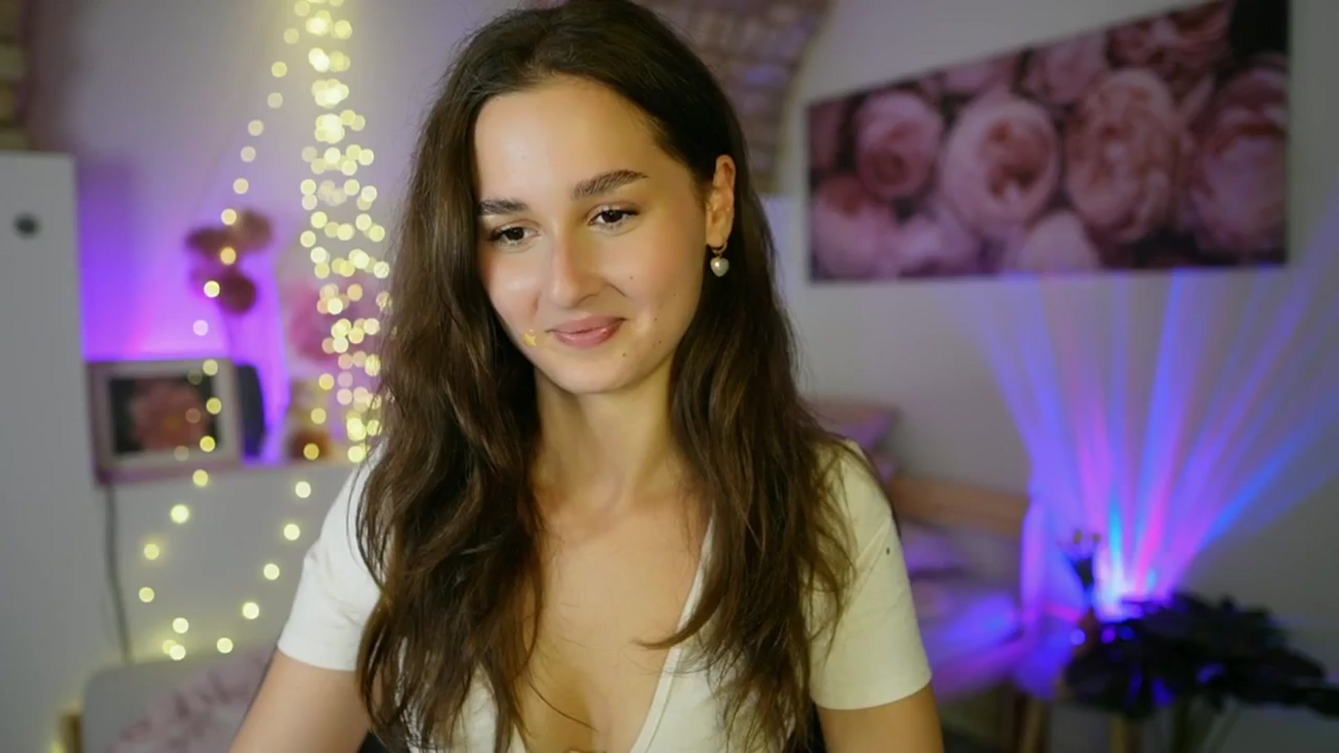 Gallery image thumbnail from Anita_Grey_'s myfreecams stream on, 07/27/2025, 19:18 image 16 of 20