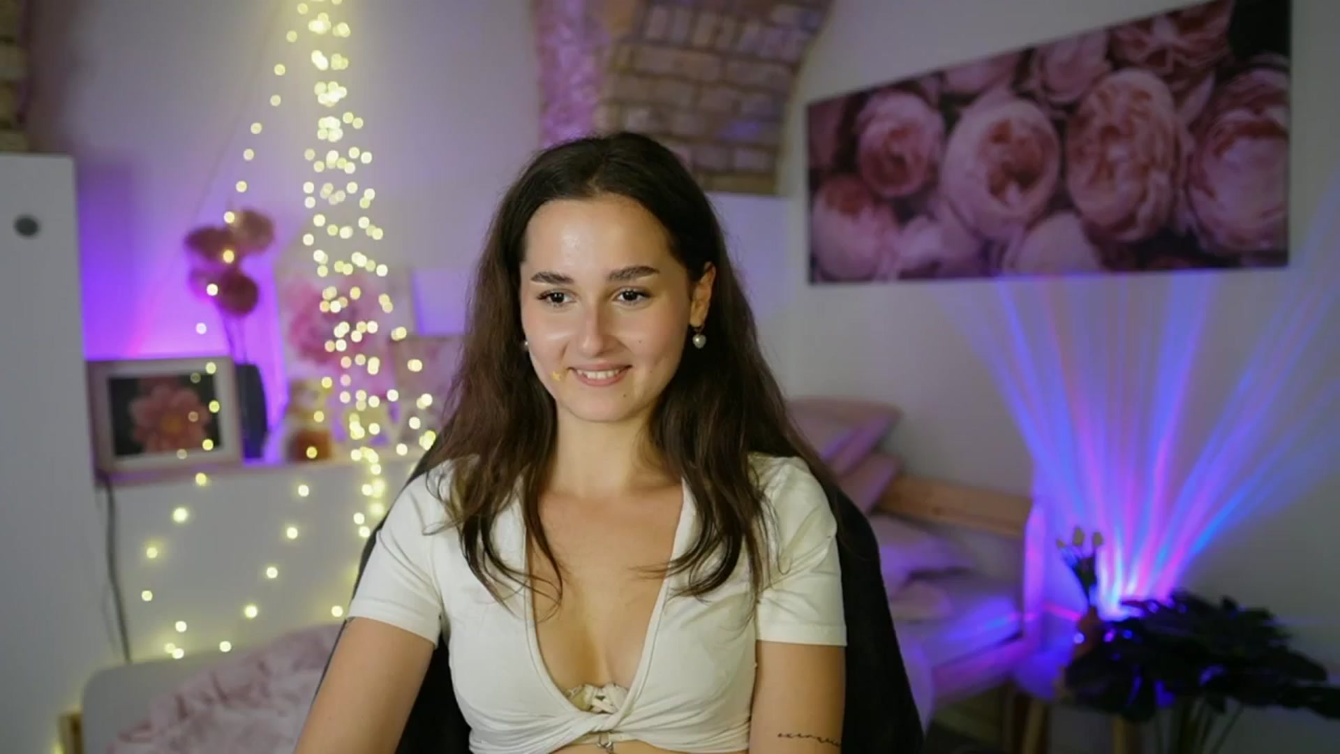 Gallery image thumbnail from Anita_Grey_'s myfreecams stream on, 07/27/2025, 19:18 image 11 of 20