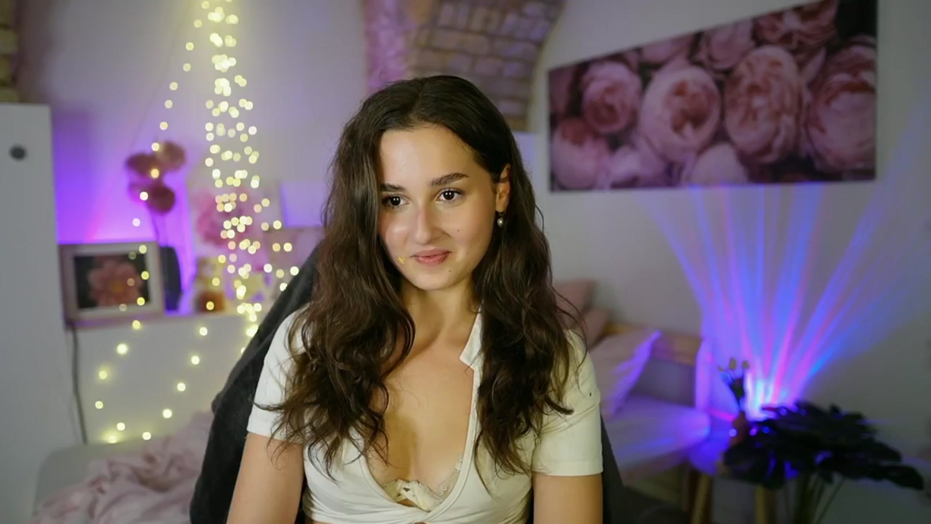 Gallery image thumbnail from Anita_Grey_'s myfreecams stream on, 07/27/2025, 22:05 image 2 of 20