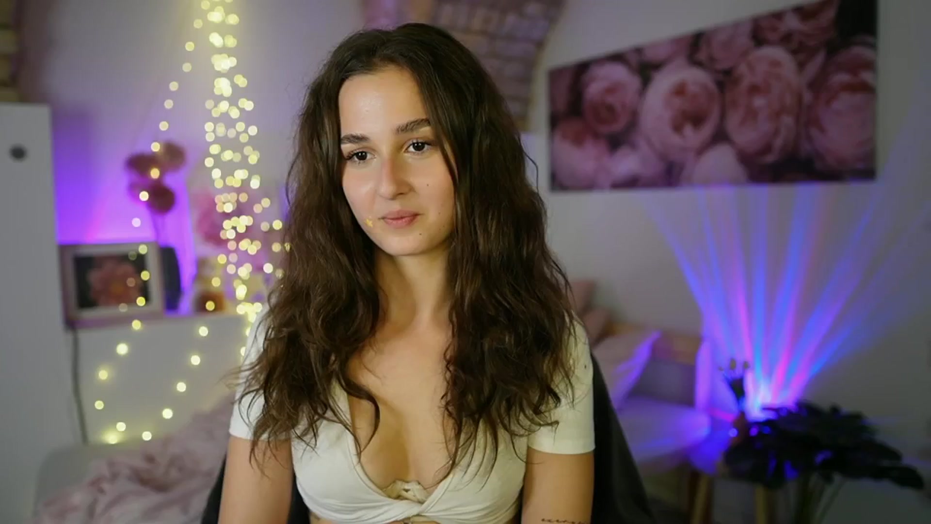 Gallery image thumbnail from Anita_Grey_'s myfreecams stream on, 07/27/2025, 22:05 image 15 of 20