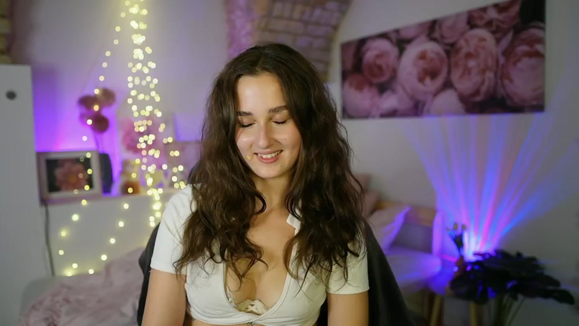 Gallery image thumbnail from Anita_Grey_'s myfreecams stream on, 07/27/2025, 22:59 image 18 of 20