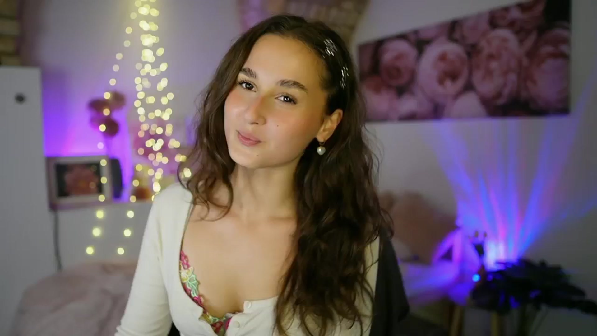 Gallery image thumbnail from Anita_Grey_'s myfreecams stream on, 07/28/2025, 19:43 image 18 of 20