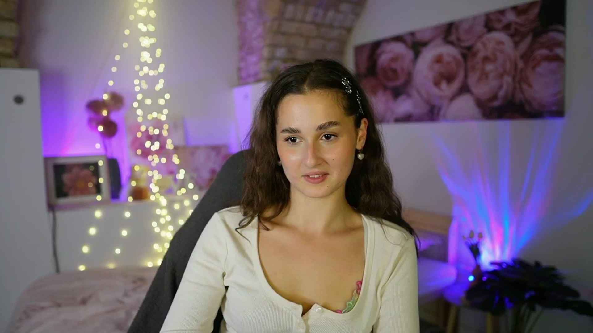 Gallery image thumbnail from Anita_Grey_'s myfreecams stream on, 07/28/2025, 23:44 image 1 of 20