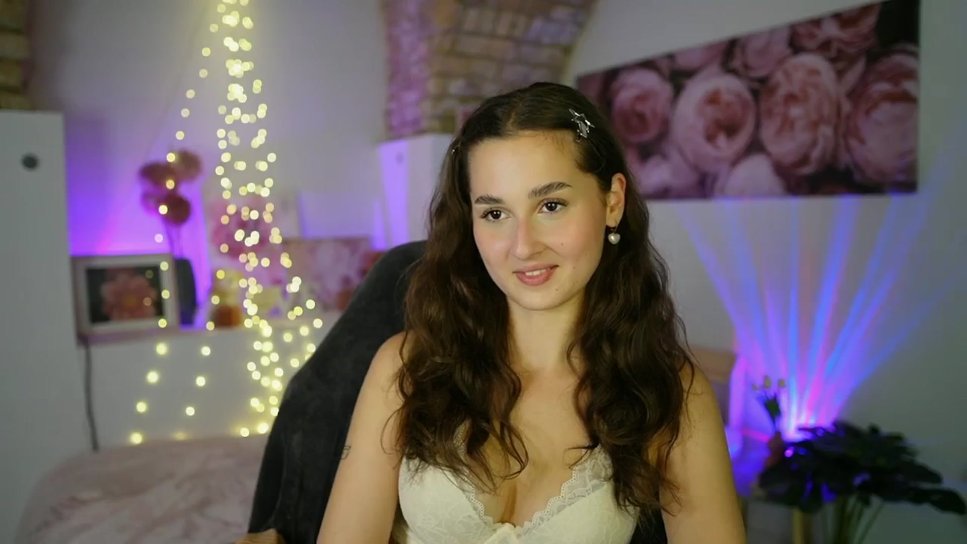 Gallery image thumbnail from Anita_Grey_'s myfreecams stream on, 07/29/2025, 20:41 image 8 of 20