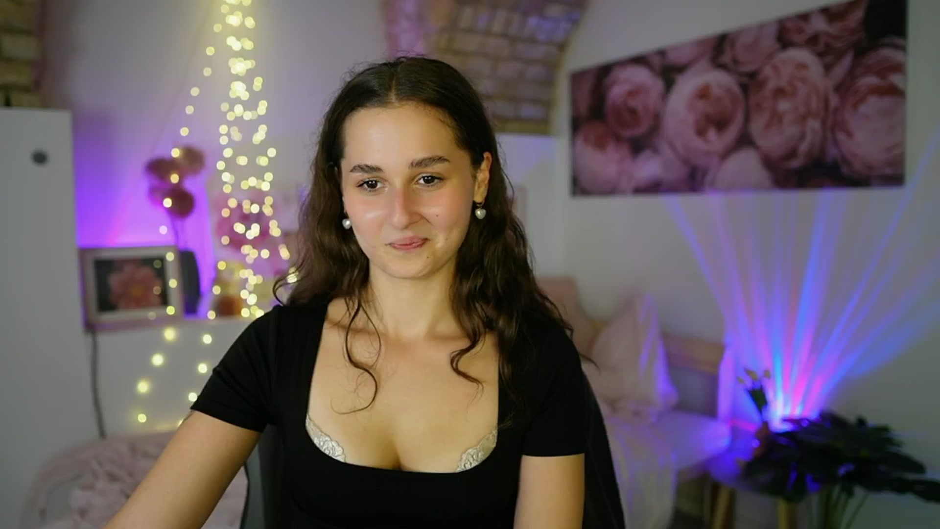 Gallery image thumbnail from Anita_Grey_'s myfreecams stream on, 07/30/2025, 19:38 image 4 of 20