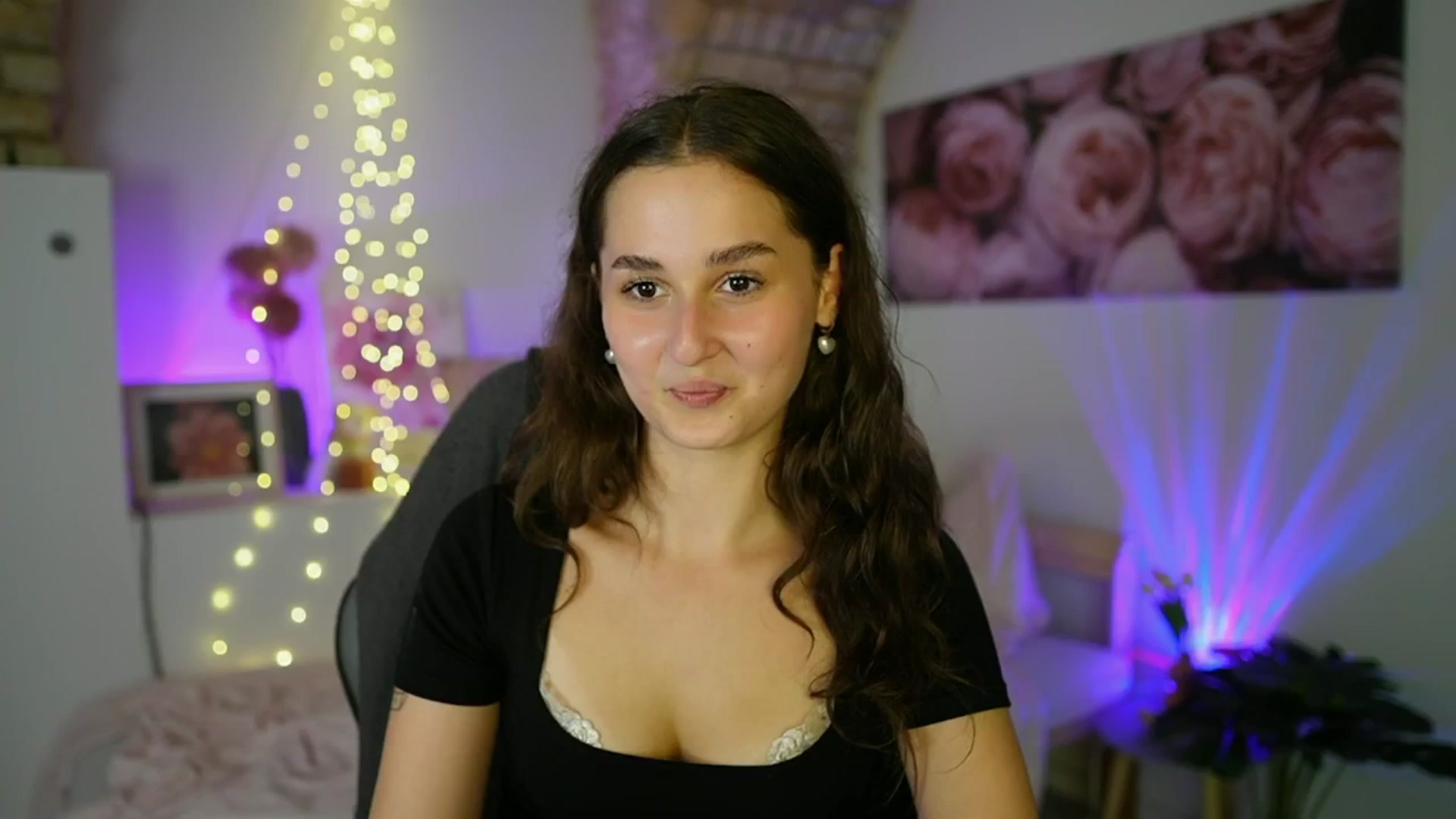 Gallery image thumbnail from Anita_Grey_'s myfreecams stream on, 07/30/2025, 19:38 image 15 of 20