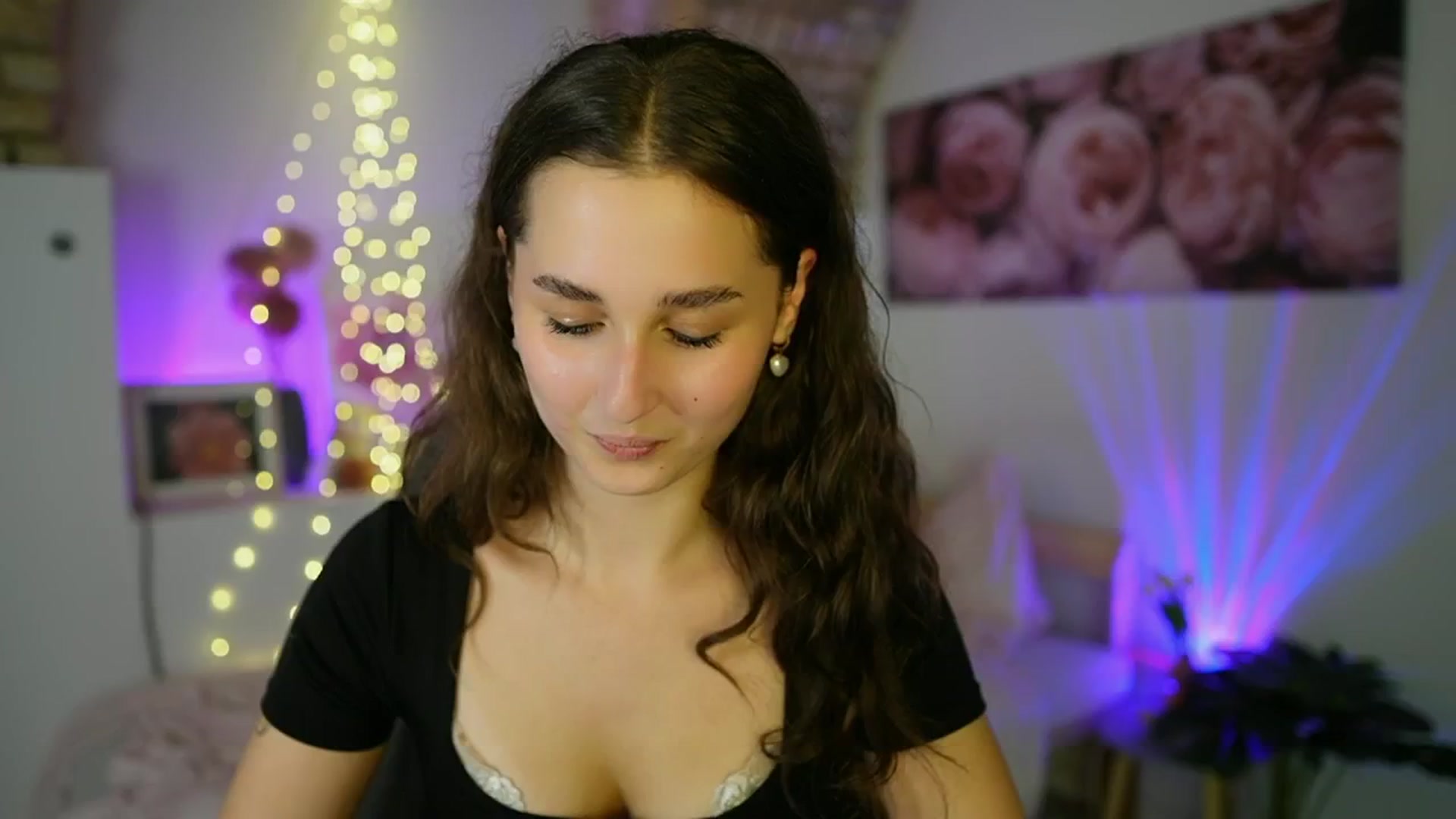Gallery image thumbnail from Anita_Grey_'s myfreecams stream on, 07/30/2025, 19:38 image 12 of 20