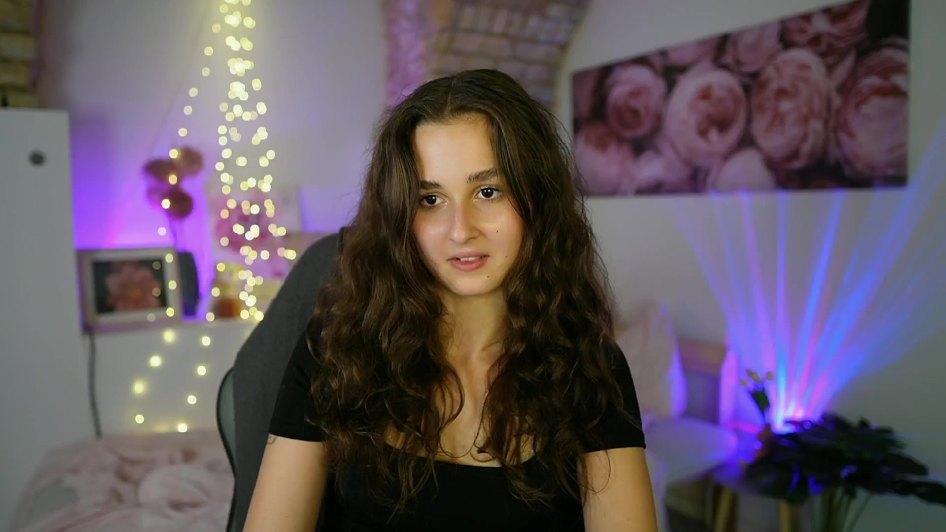 Gallery image thumbnail from Anita_Grey_'s myfreecams stream on, 07/30/2025, 21:25 image 17 of 20